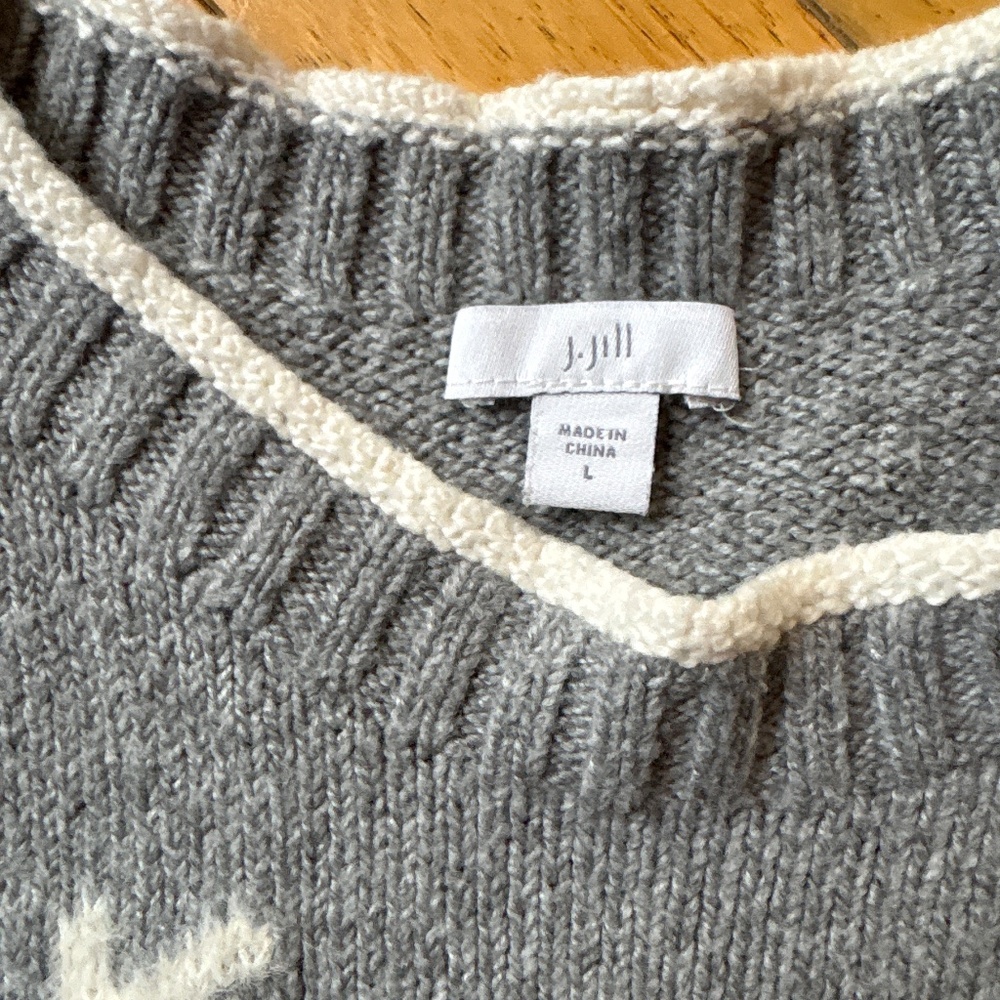 J. Jill Gray and White Snowflake Sweater - Picture 2 of 4